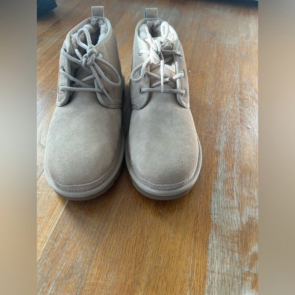 Uggs Neumel Beige colorway (mens size 9) - Picture 2 of 6